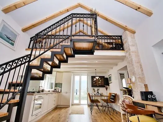 Nyaraló House Calendula