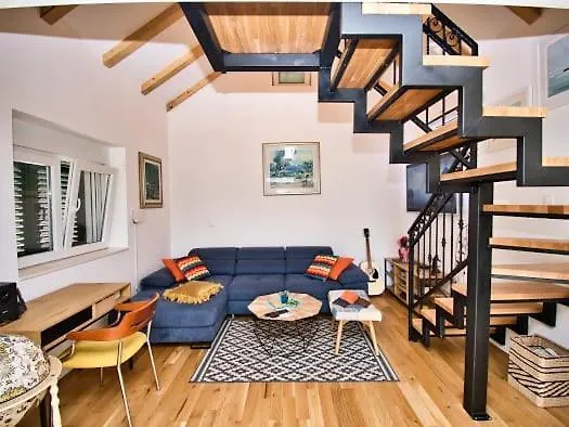 House Calendula * Ražanac