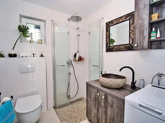 Nyaraló House Calendula