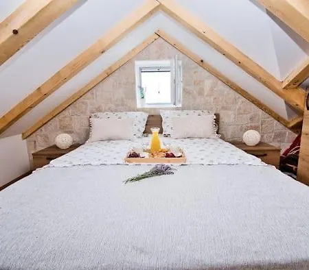 House Calendula Vakantiehuis *